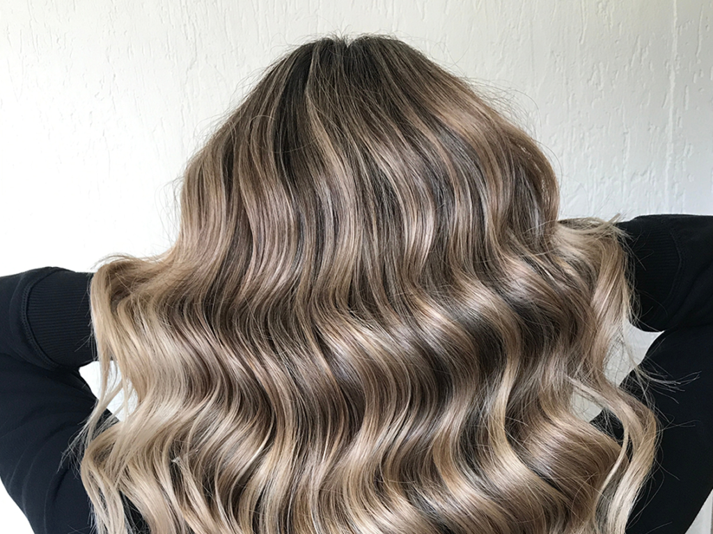 Qué tipo de mechas favorecen más según tono de piel